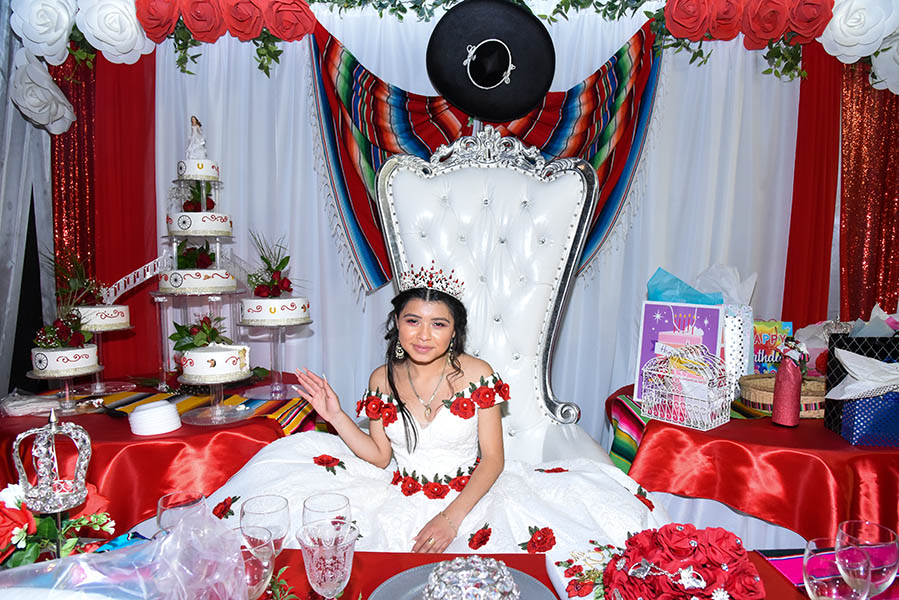 hermosa quinceañera mexicana decoración mexicana