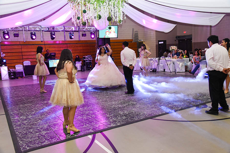 bailando canciones clásicas para vals de quinceañera